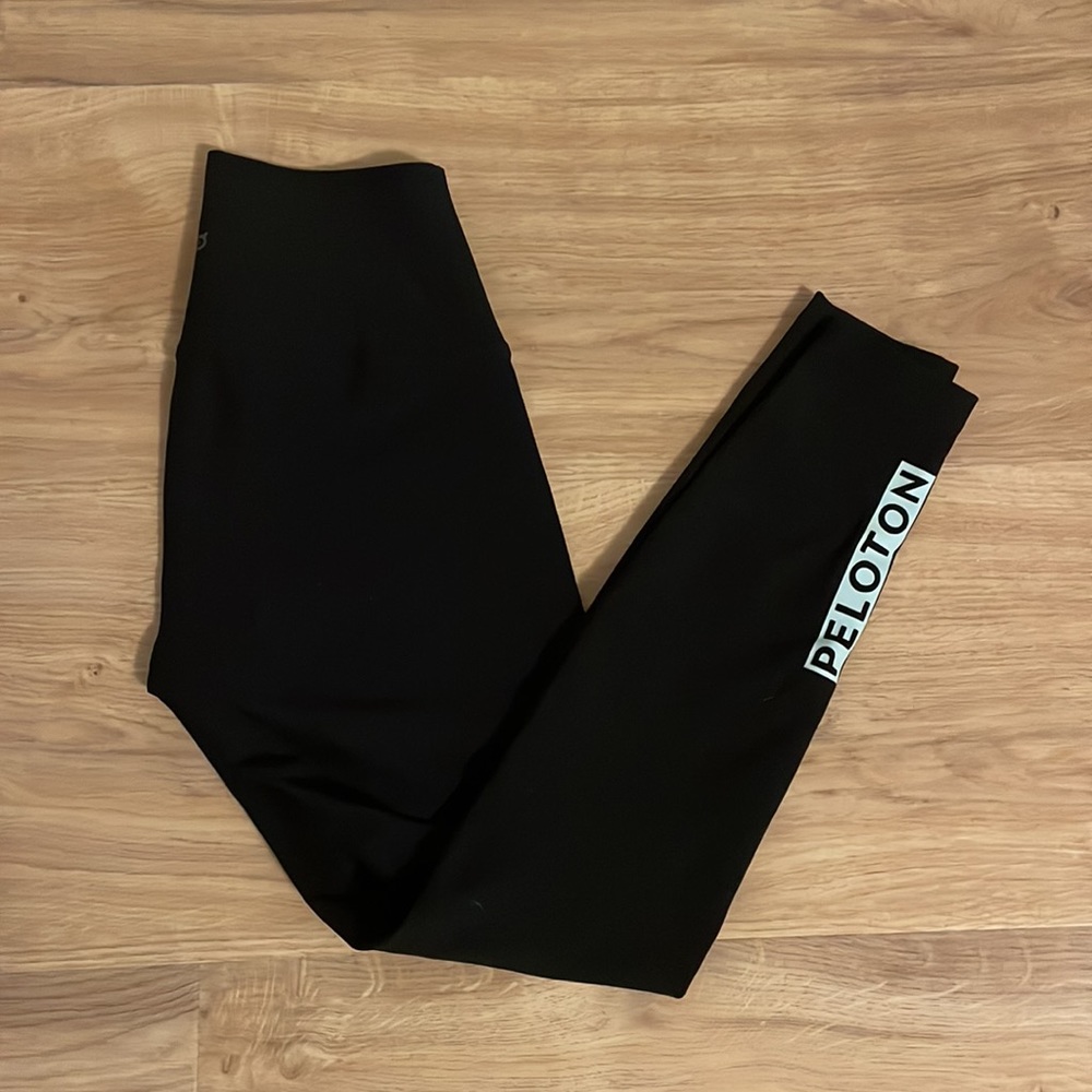 Peloton Cadence High Waisted Leggings - image 2